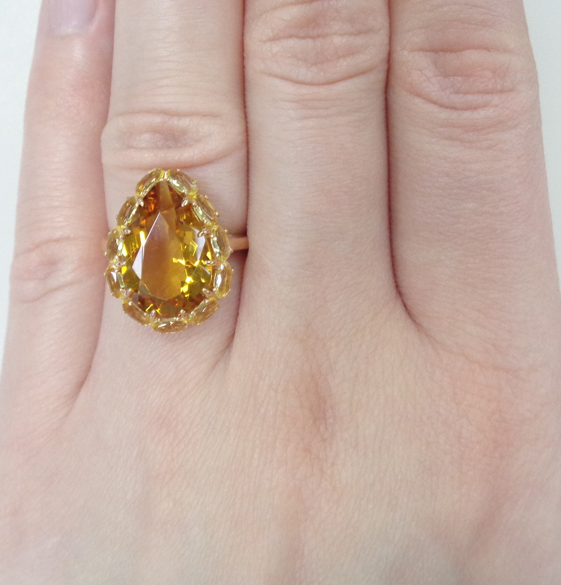 Серебряное кольцо с цитринами